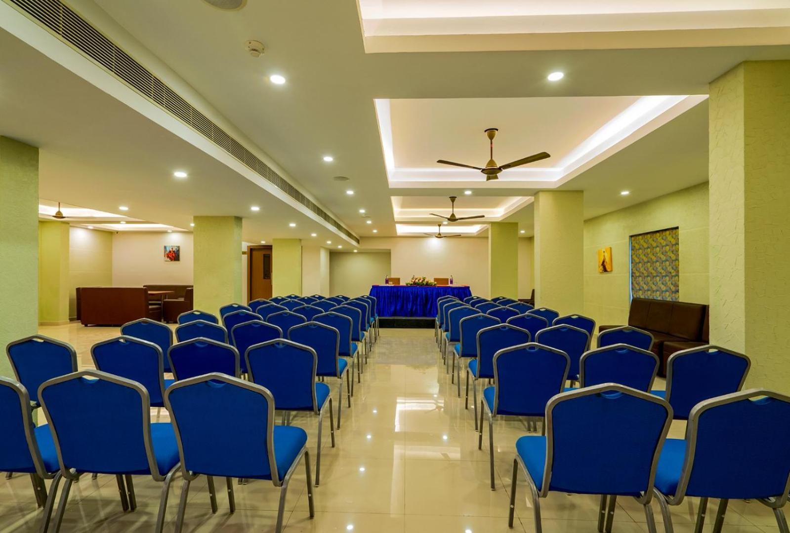 Hotel Malika Residency Ettumanoor Luaran gambar
